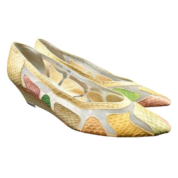 Vintage 80s JRenee Low Wedge Snakeskin Heel Pump Yellow Pink Green Sheer Retro 6 - Picture 1 of 8